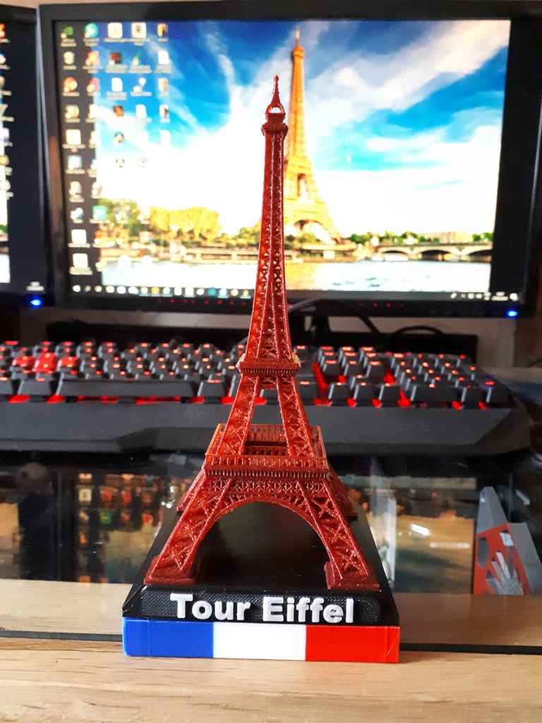 Tour Eiffel + socle