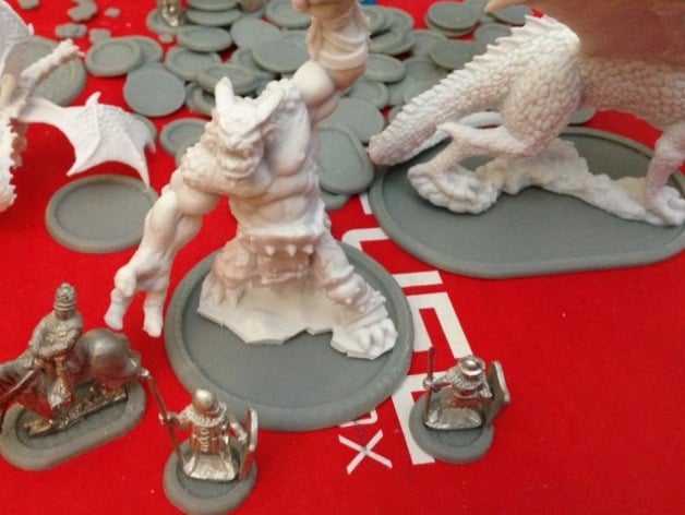 Image of Recessed Monster Bases (15mm scale)