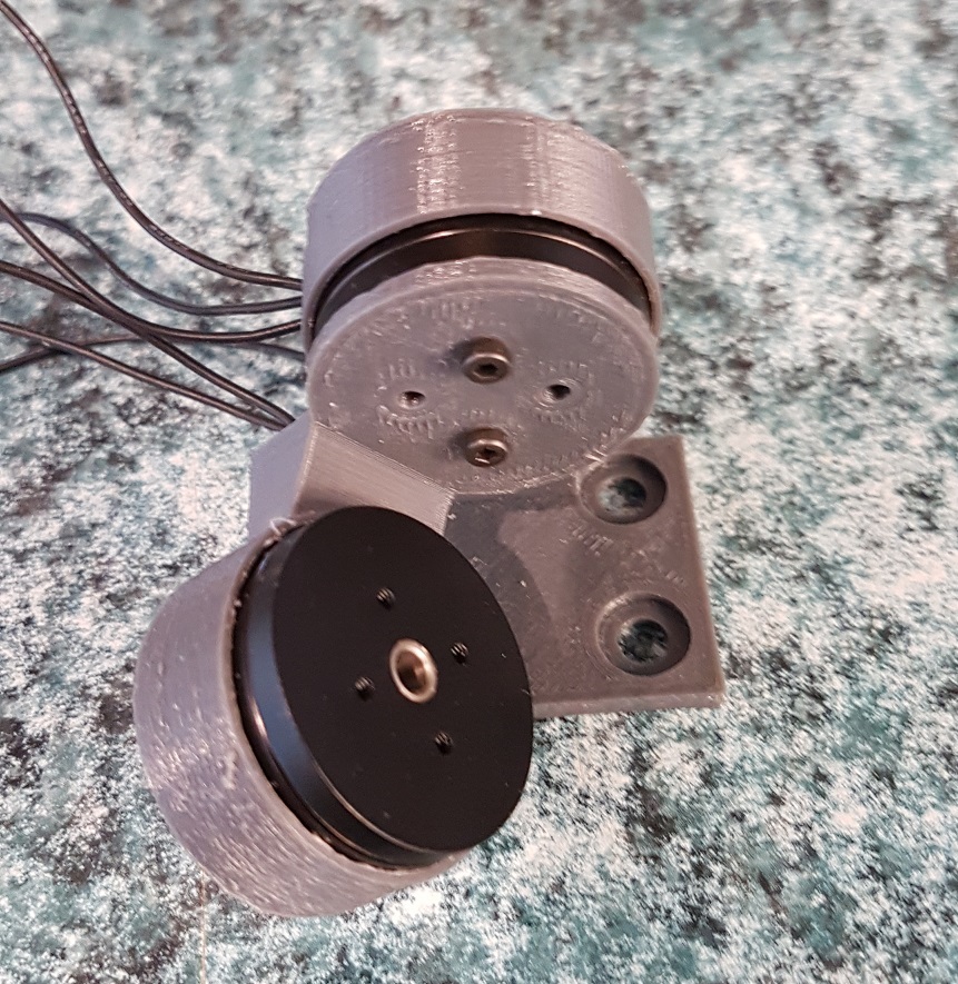Two-axis Camera Gimbal using 2204 motors