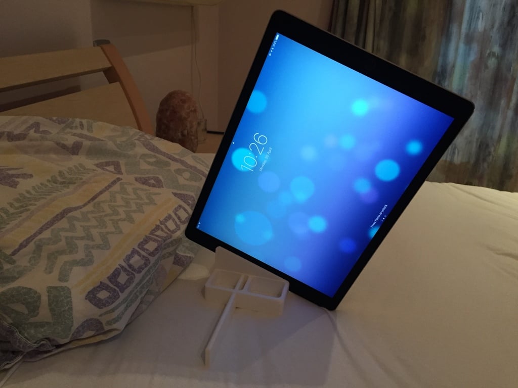 iPad Pro bed stand