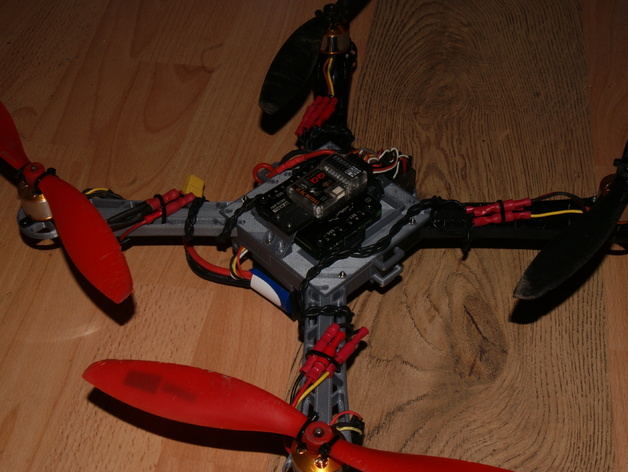 minimilistic quadcopter frame (250/280/350/400/480 sized)