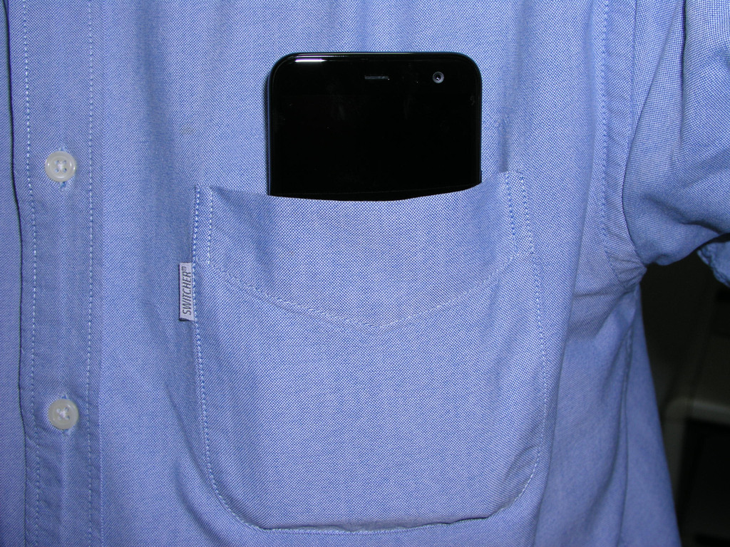 Smart phone pocket clamp