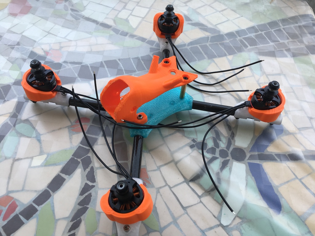 Carbon Tube FPV Racer (quadcopter) 