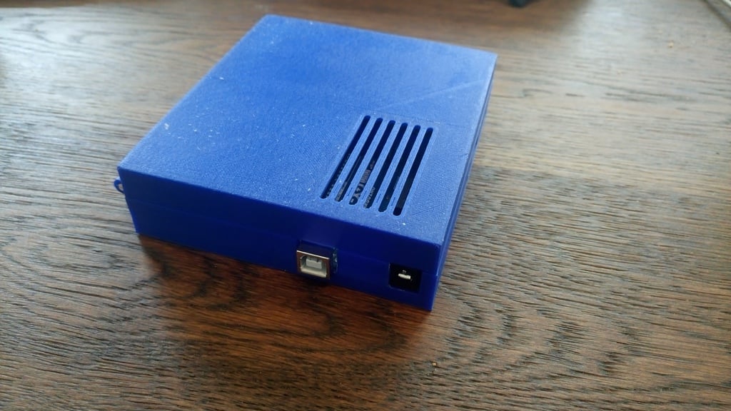 Arduino Uno and storage case