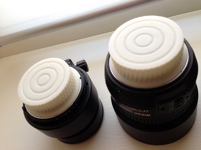 Rear lens cap for Nikon F-mount, fully printable.