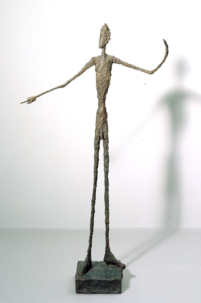 Alberto Giacometti - Man Pointing