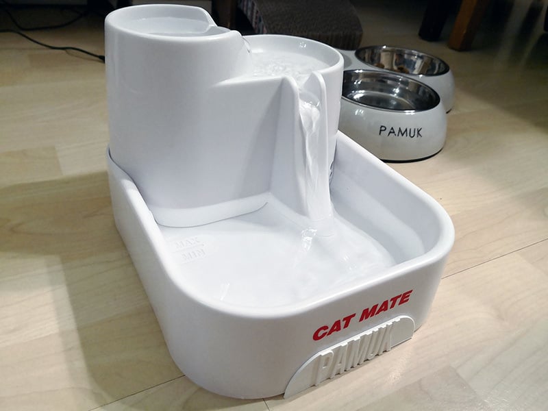 Cat Mate Pet Fountain Front Gap Cover
