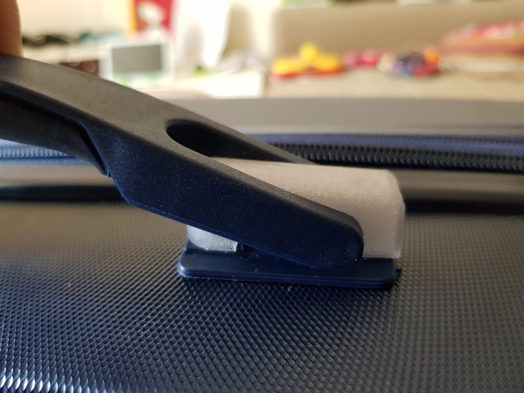 suitcase handle repair