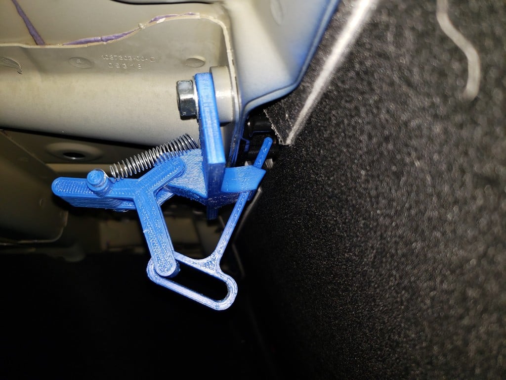 Tesla Model 3 rear seat lock