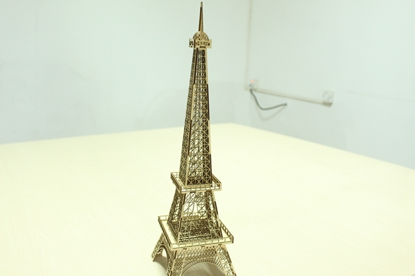 Laser wood model cutting –Eiffel tower