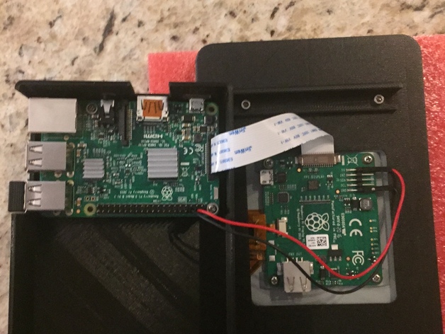 Remix of Case with access to RPI 3 power port