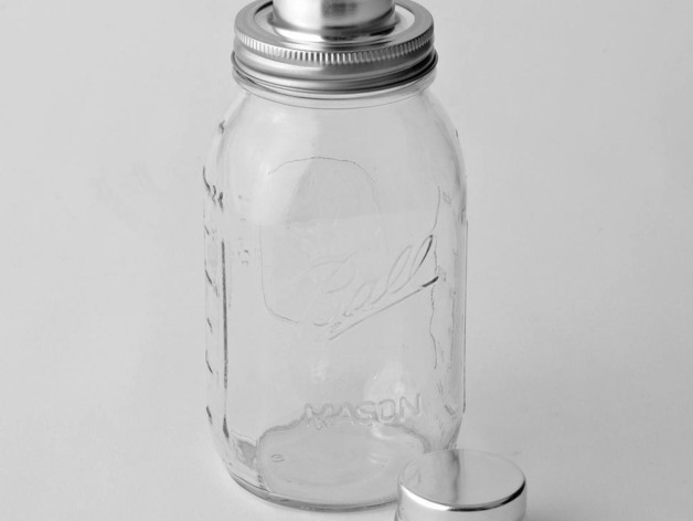 Mason Jar Cocktail Shaker