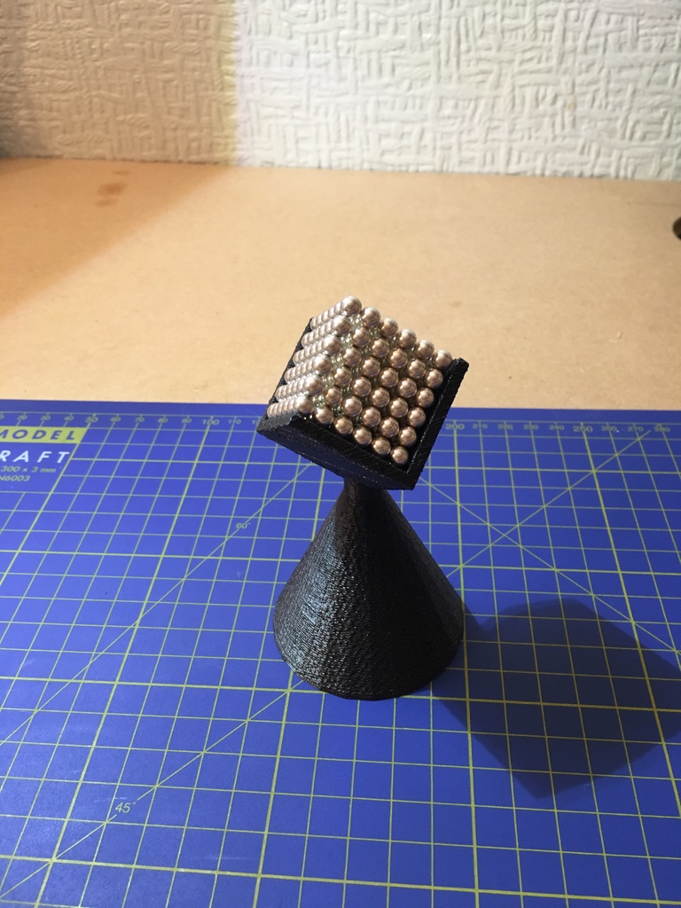 5mm (sphere) NEO magnets stand