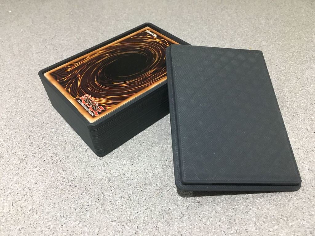 Yugioh deck box with snap fit lid