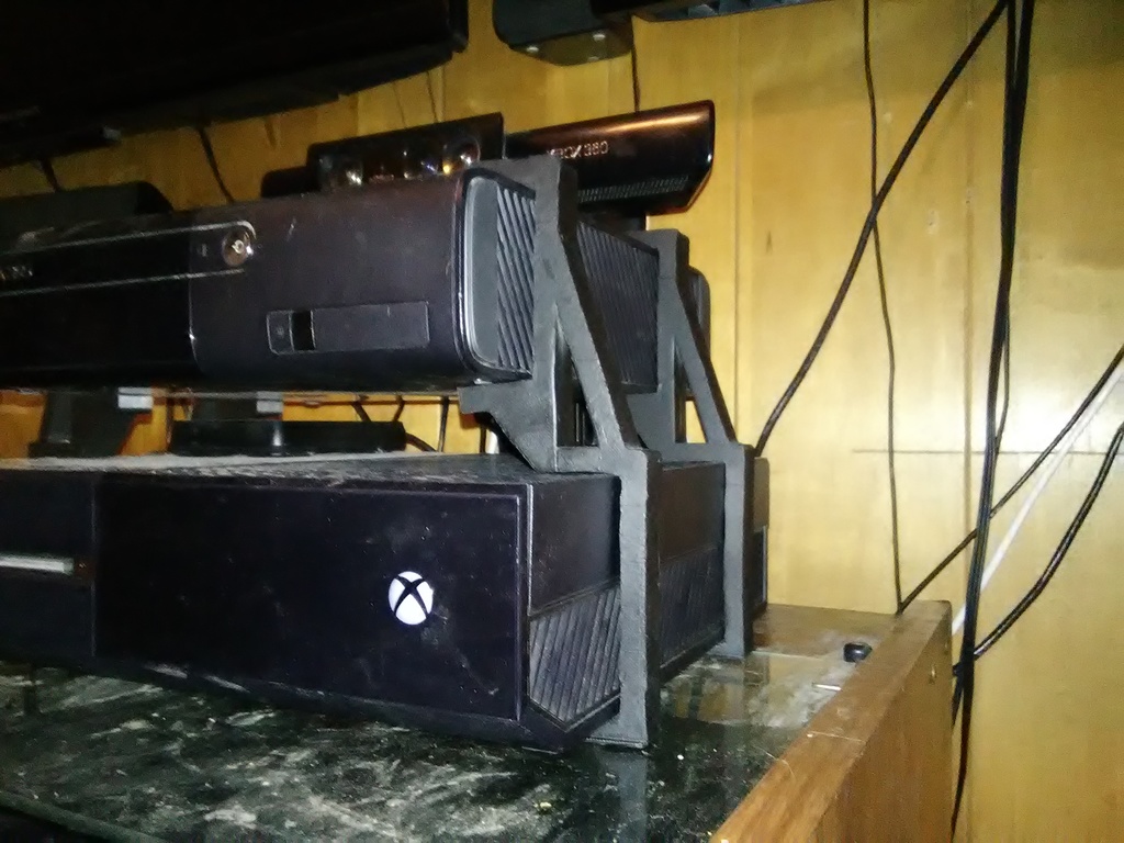 Xbox one and Xbox 360 Slim riser