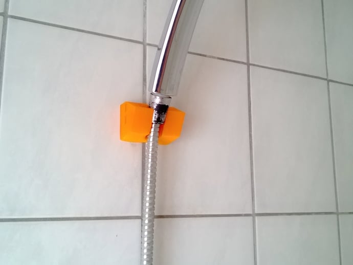 Showerhead holder