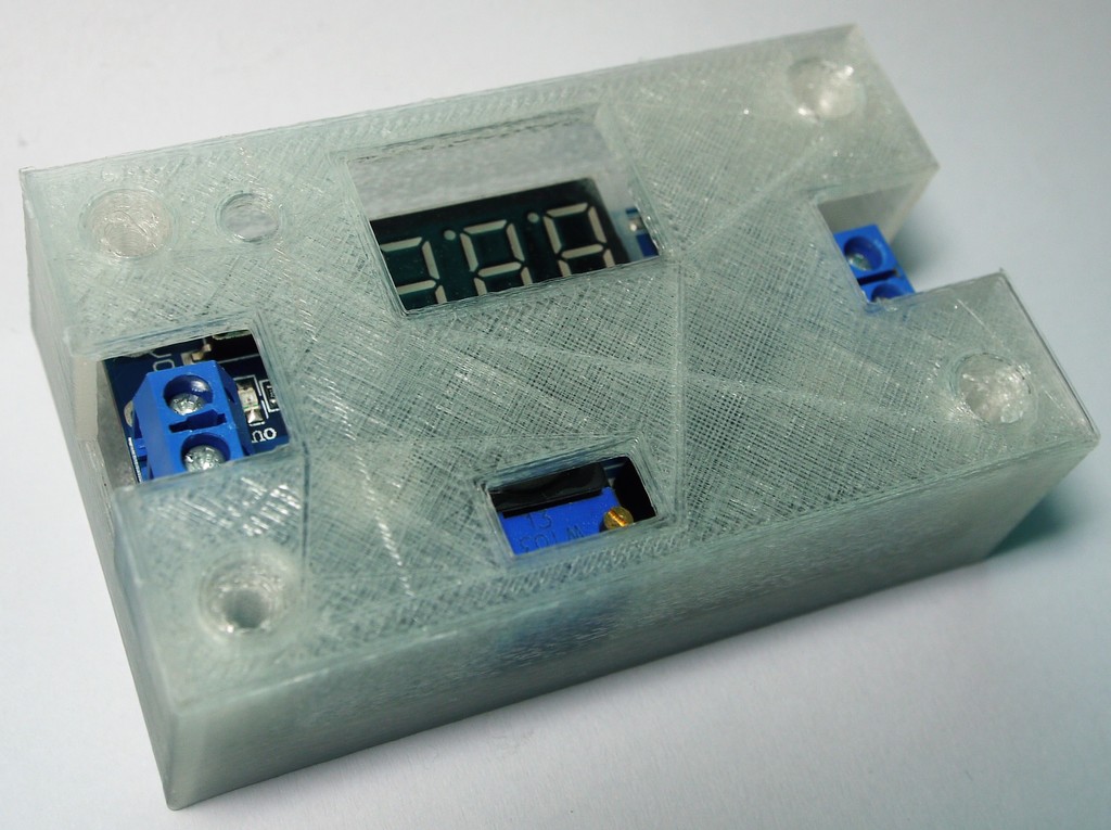 Case for 4.0 ~ 40V to 1.25V ~ 37V Step-down voltage controller with LED voltmeter