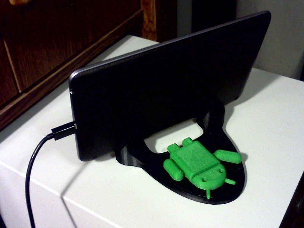 Nexus 7 Stand with Android