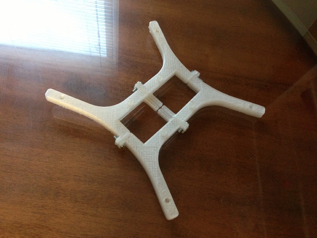 Quadcopter frame by ukarmy04 for small print beds
