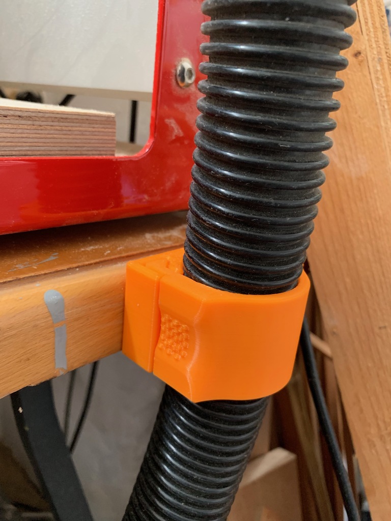 vacuum cleaner hose (40mm) desk/wall mount