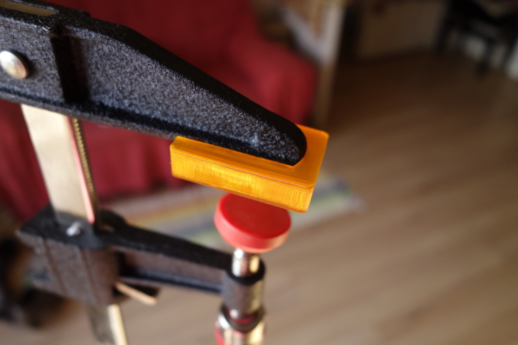 Protective pad for Bessey clutch Clamps