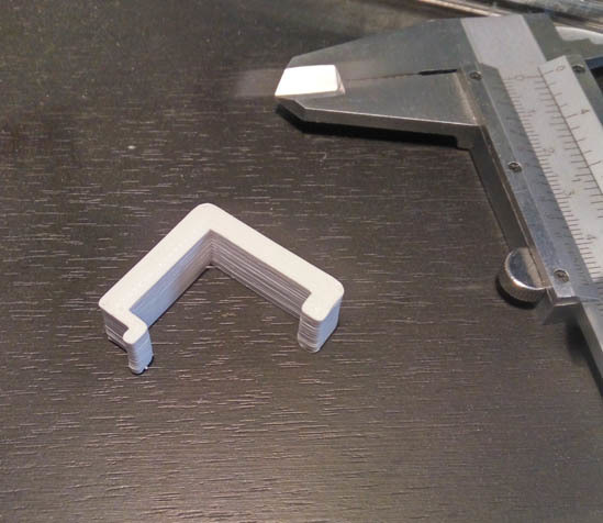 20x20 extruded aluminium snap-clip