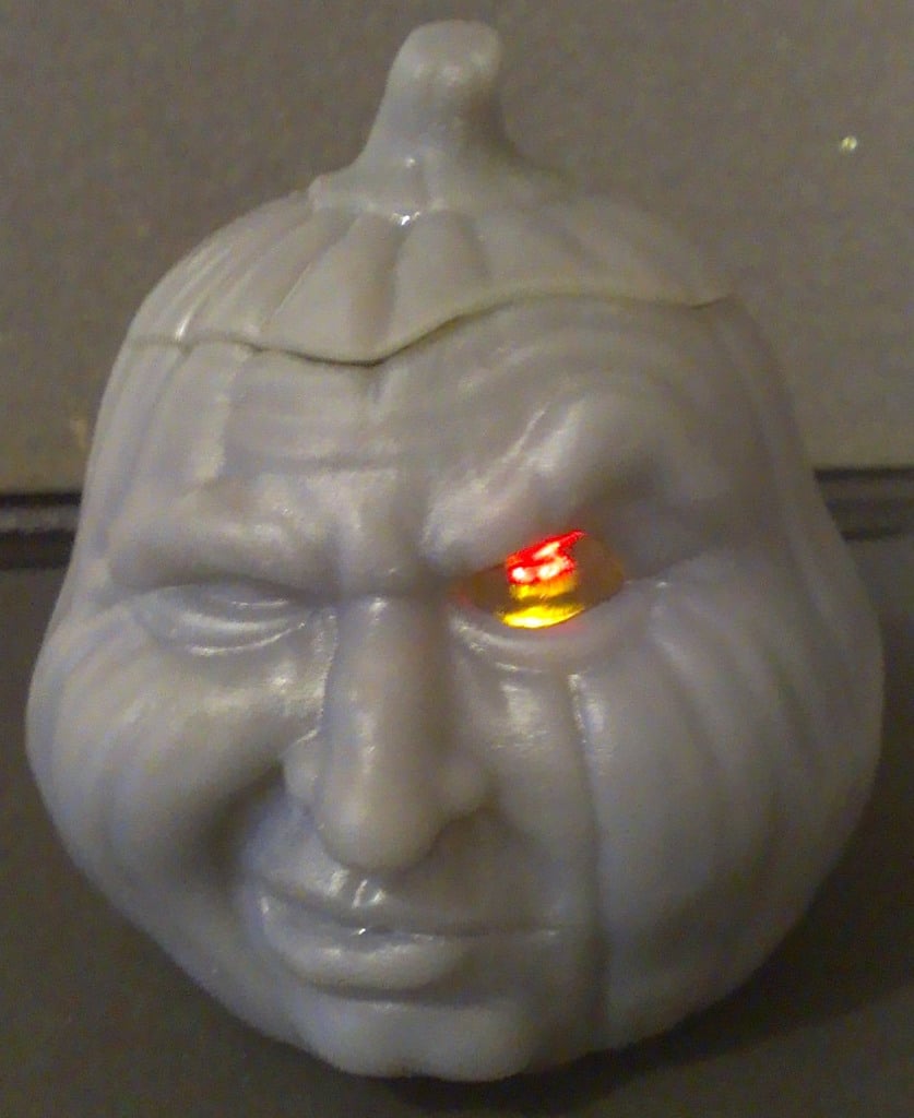 Grumpkin 2: candy box, secret lock, glowing LED eye