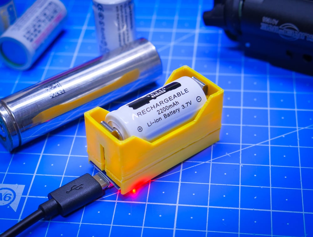 Small 16340 Battery charger DIY