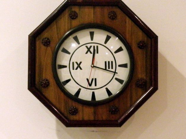 A new wall clock from an old