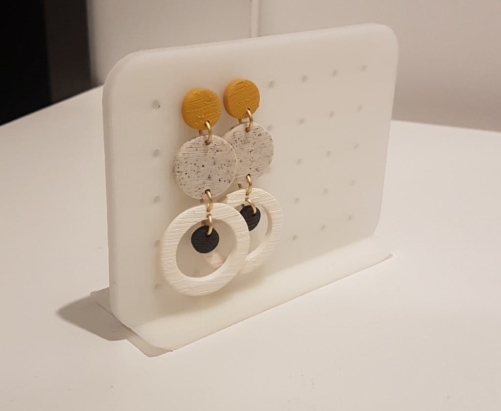 Ear-ring and jewllery holder for Daiso Make up bag