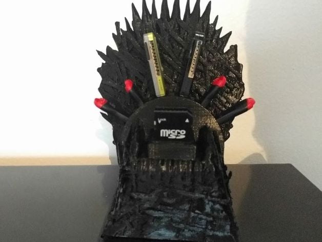 Game of Thrones USB throne