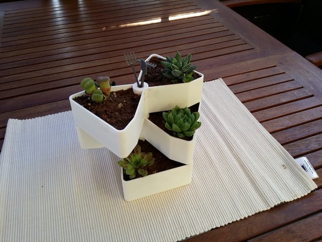 Garden Rotation Pot For Small Flowers