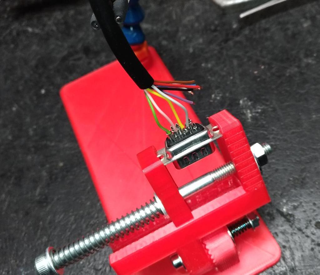 Connector soldering helper