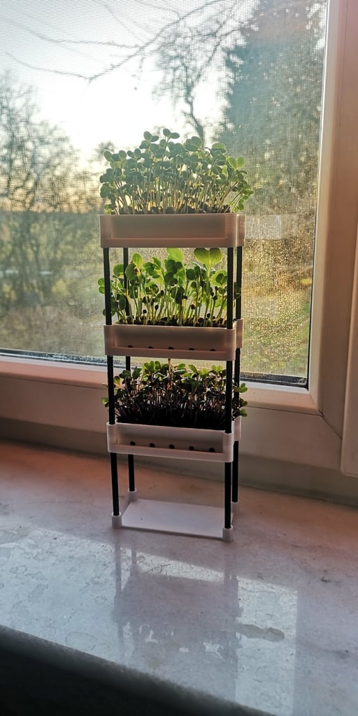 Modular Garden | Mini Vertical Farm | Microgreens