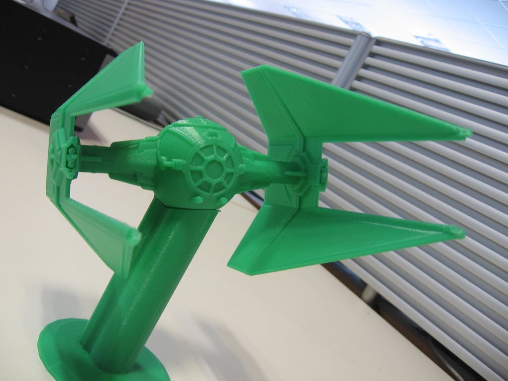 Star Wars TIE Interceptor - sliced to print without support, and with stand