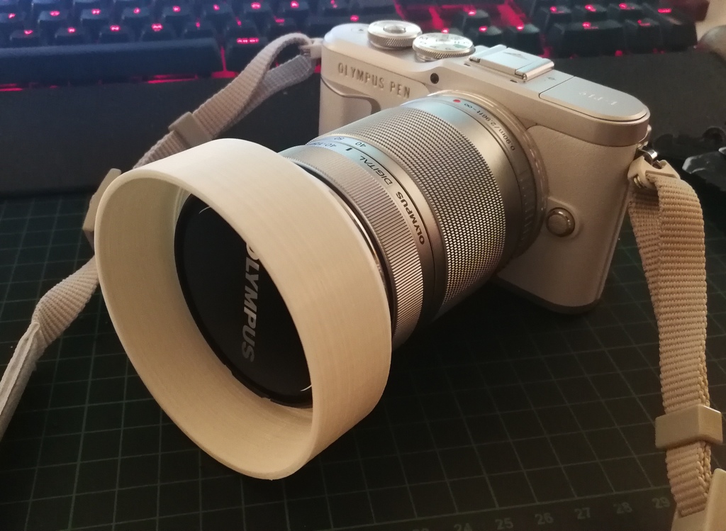 Diffusing lens hood for Olympus 40-150mm