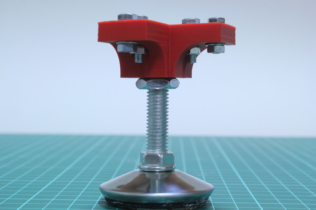 Foot mount for Aluminum Extrusion (20mmx20mm)