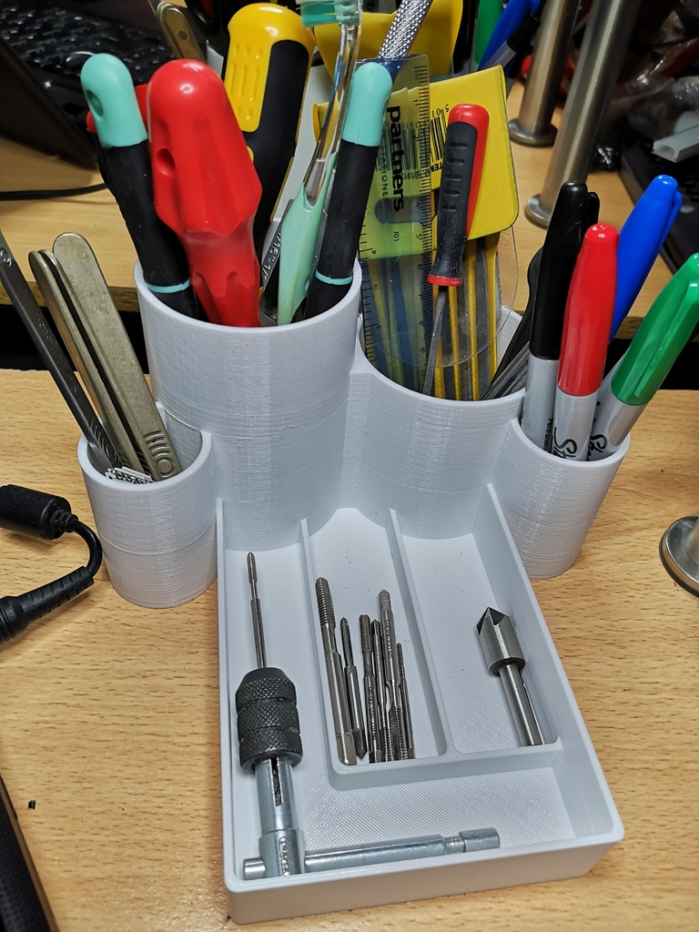 Desk tool stand