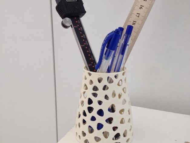 Voronoi pen and pencil holder