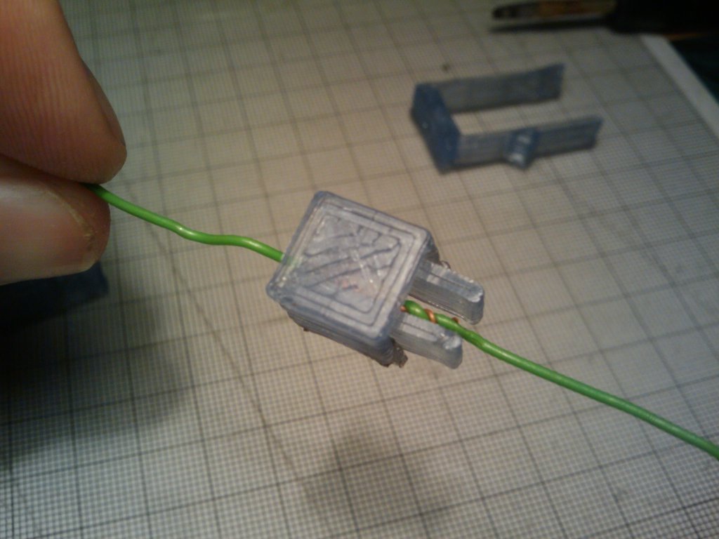 RepJack A1: simple fully printable wire connector