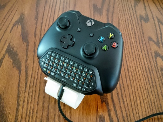 Xbox One Controller Stand with Chatpad