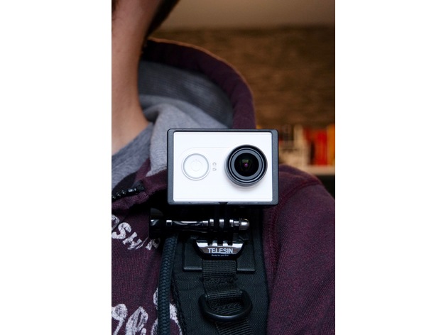 Simple customizable actioncam backpack (strap) mount