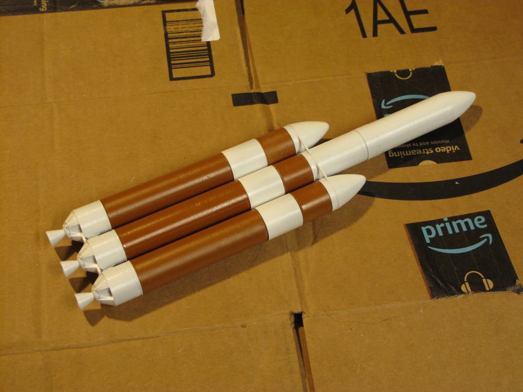 Delta IV Heavy rocket, 1/200 scale